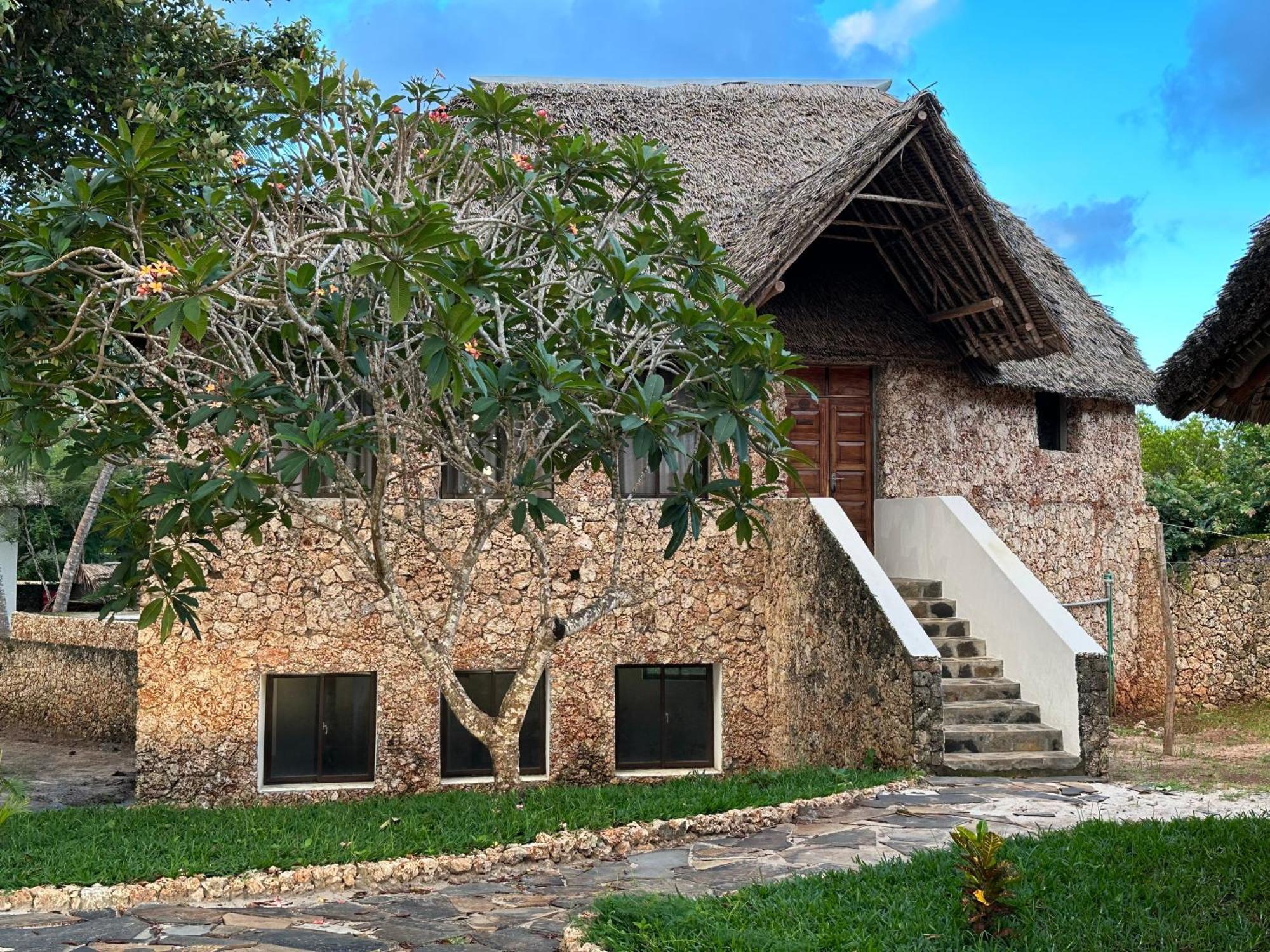 Mwazaro Beach Lodge Shimoni Habitación foto