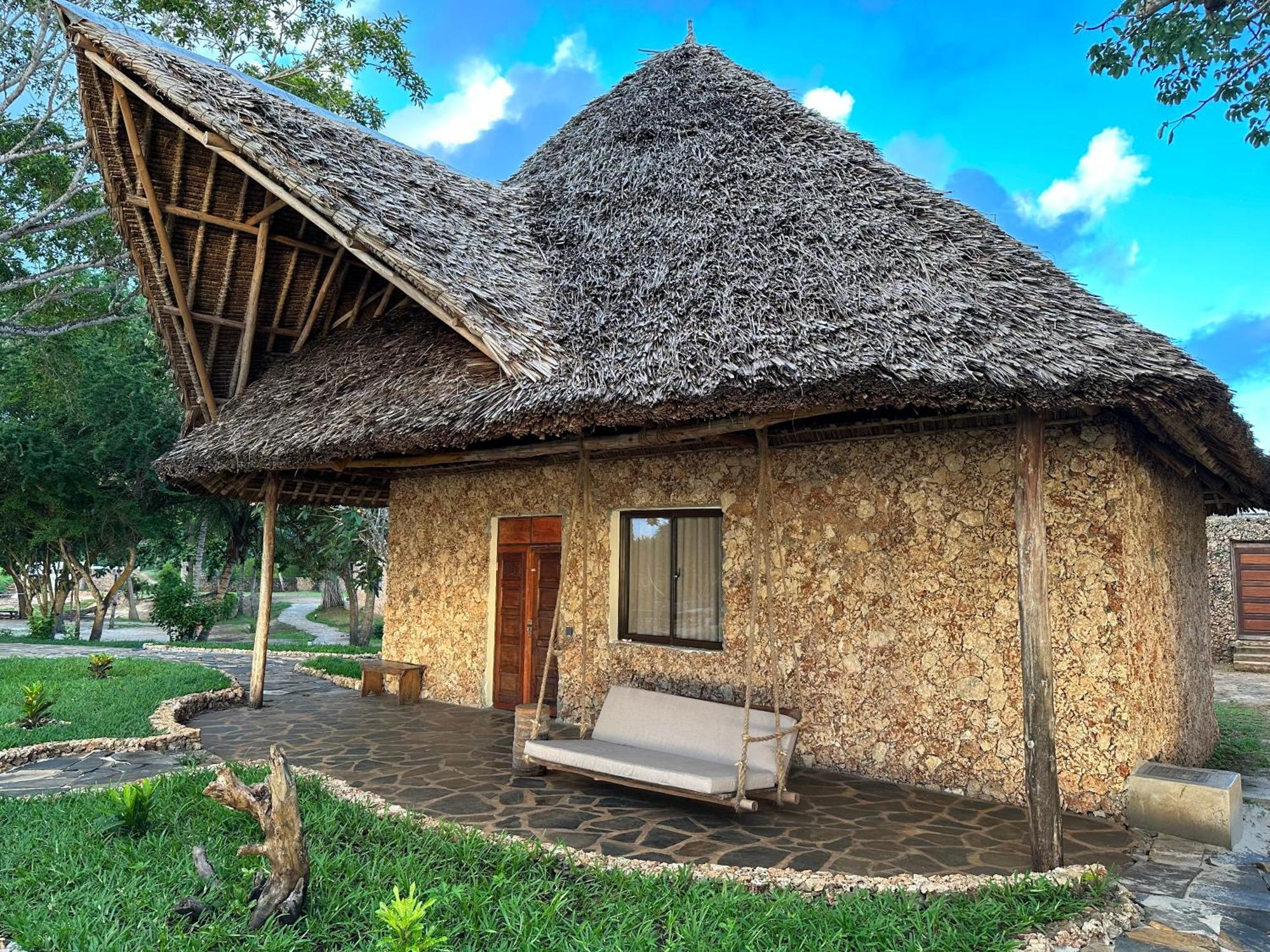 Mwazaro Beach Lodge Shimoni Habitación foto
